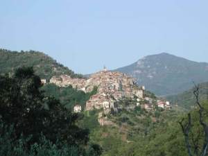 Ski Lodges, Mountain Refuges, Characteristic B&Bs and simply nice places to stay in Italy and the Italian Alps.